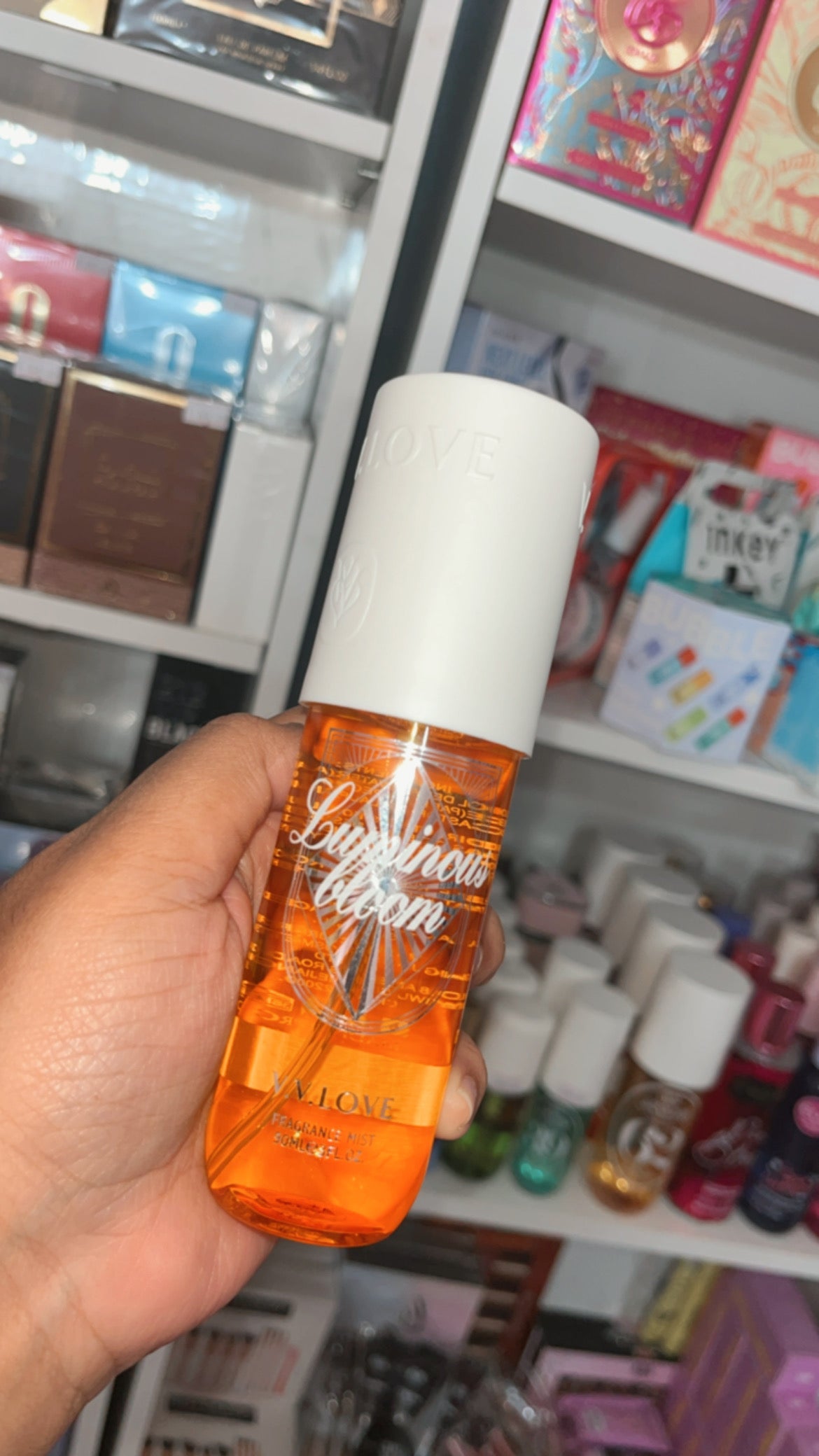 V.V. Love Luminous Bloom 90mL