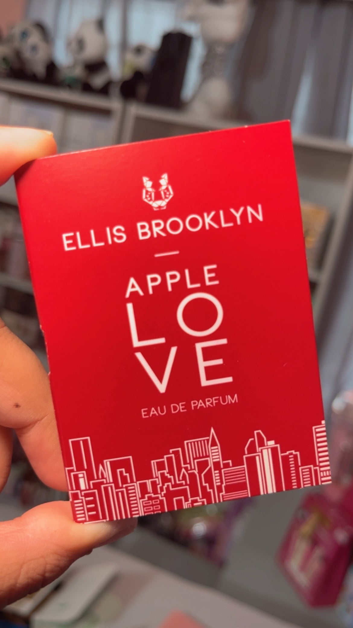 Sample Fragrance: Ellis Brooklyn Apple Love
