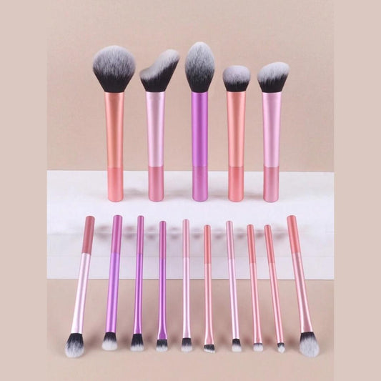 Makeup Brush Set: 15pcs